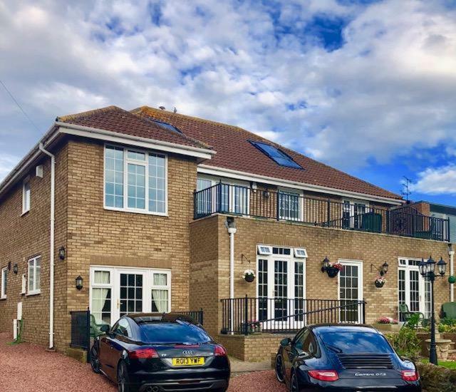 Westlea Guest House Alnmouth Exterior photo